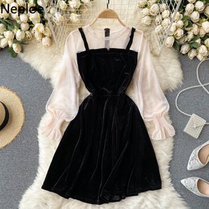 NEPLOE Eleganckie kobiety Dress O Neck Rękawem Puff Sleeve Velvet Patchwork Suknie Koreański Slim Talii Kontrast Kolor Fałszywy Dwa kawałek Vestidos 210422