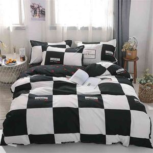 Svart Vit Plaid Heart Bed Cover Set Boy Girl Duvet Cover Vuxen Barnsäng Lakan och Pillowcases Companter Bedding Set 61079 210706