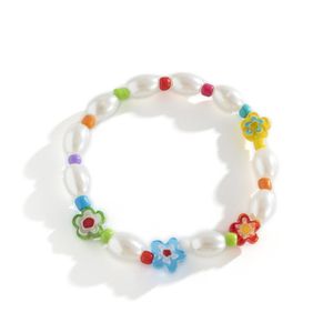 Perles De Bracelet Acrylique achat en gros de Imitation perle fleur brèche bracelets femmes contraste couleur acrylique chaîne à la main de style ethnique gabarit gabarire bracelet bijoux accessoires