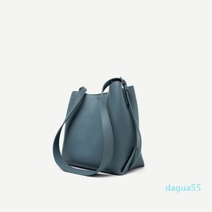 Designer väskor läder hink kvinnor s 2021 ny mode koreansk version avancerad mening stor kapacitet pendlare mjuk en axel messenger luxu