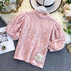 Neploe Vintage Woman Tops Sweet Puff Sleeve Fashion White Shirts Stand Neck Slim Lace Crochet Floral Short Blouse Elegant Tops 210422