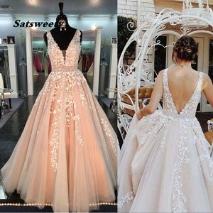 Eleganckie piękne sukienki balu Długa A-Line V Neck Aplikacja Suknie wieczorowe Frezowanie Sash Peach Formalna sukienka