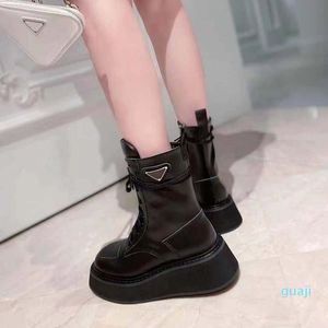 High-end qualit Fashion Autumn Women Rois Boots temperament Ankle Martin chaelsea Boot Leather Booties Military Inspired leis Combat 1824