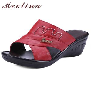 Pantofole con zeppa in vera pelle con decorazioni in metallo Scarpe da donna in cristallo con punta aperta Sandali con tacco alto Sandali estivi Nero 40 210517