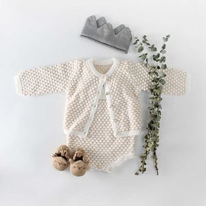 Chegadas Bebé menina conjunto roupas primavera moda manga longa casaco de malha + bodysuit suéter nascido 2pcs set para bebês 210713