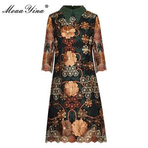 ファッションデザイナーのドレス秋の女性のドレスビーズのメッシュ花刺繍ビンテージ高品質ドレス210524