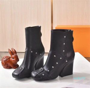 Yüksek Qulity Tasarımcı Çizmeler Kadın Kış Ayakkabı Leter Topuk Yüksek Topuklu Boot