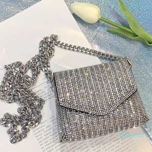 Axelväskor kvinnor lyx designer handväskor flicka shopper plånböcker mode avslappnad geometriska mönster kedja rhinestone koppling crossbody