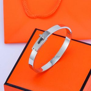 Bracciale a vite d'amore 5.0 Bracciali firmati Bracciale gioielli di lusso da donna Acciaio al titanio Lega Placcato in oro Artigianato Oro Argento Rosa Non tramonterà mai Non allergico -Oro