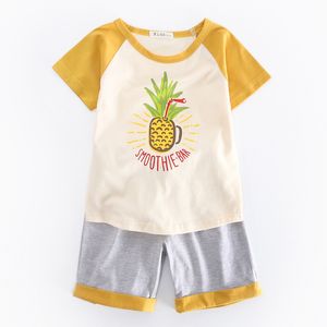 Verão Bebé Boy Roupas Crianças Meninos Abacaxi Printing Sets T-shirt T-shirt + Shorts Crianças 210429