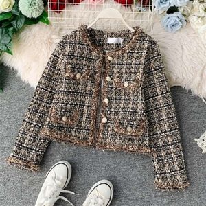 Höst Vinter Vintage Tweed Jacket Coat Kvinnor Små Fragrance Patchwork Koreanska Woolen Beskurna Coats Elegant Kort Ytterkläder 210928