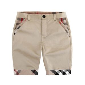 Gentleman-Stil Sommer Jungen Plaid Shorts Boy Button Freizeit Mittelhosen mit Taschen Kinderkleidung Kinderkleidung 2-8 Jahre Einzelhandel