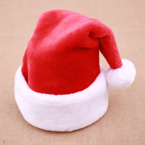 1 шт. Взрослых детей Санта-Клаус шляпа подарок года красный короткий плюшевый колпачок рождественские украшения для вечеринки