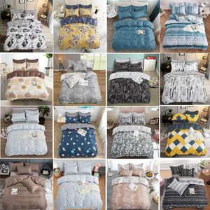 Bettwäsche-Sets 16 Styles 2021 Nordic Set Mikrofaser Einfache Streifen Blumen Luxus Quilt Bettbezug 135 Schlafzimmer Doppelbett Bettwäsche Euro 220