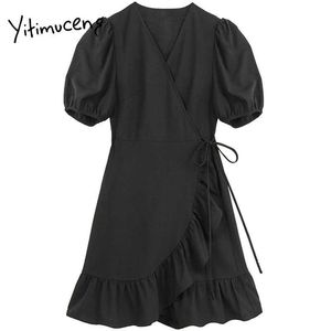 Yitimuceng Vintage Sukienka Kobieta Puff Krótki Rękaw A-Line Black Summer V-Neck Ruffles Lace Up Waist Harajuku Party Dress 210601
