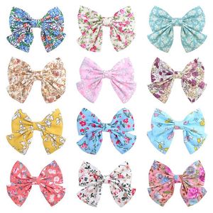 Kids Girls Hair Accessories 12 Colors 2pcs/lot Set Baby Flower Barrettes Children Clips Butterfly Hairclips Hairbows 137 B3