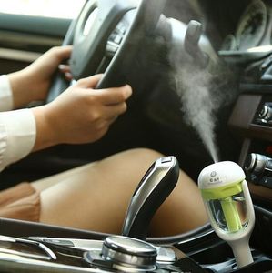 Ny bil luftfuktare luft dimma diffusor renare luftfuktare luft rengöring mini laddning bärbar vattenflaska ångdiffier