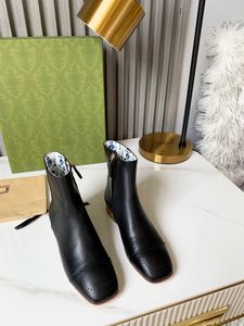 Designer Style Square Toe Boots Metal Sheet Decoration Classic Fashion Mångsidig Vinter Kvinnors Skor