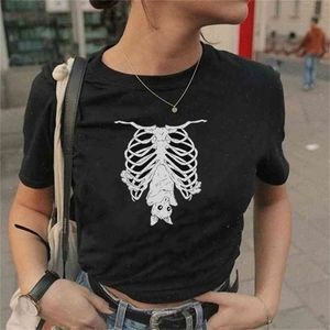 Creepy Cute Bat Kobiety T-shirt Miękkie Czarne T-Shirt Czaszki Hipsters Pastel Grunge Gothic Tee Cute Witch Shirt Halloween Odzież 210518