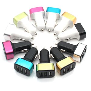 Taşınabilir 3 Port USB Araç Şarj Rastgele Renk 2.1A 1A Cep Telefonları Hızlı Şarj Üçlü Bağlantı Noktaları Otomatik Şarj Adaptörü 12 V 24V