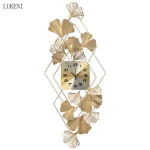 Chiński styl Ginkgo Leaf Light Luksusowy salon Strona główna Zegar Minimalistyczna Dekoracja Atmosfera Wall Watch 210414