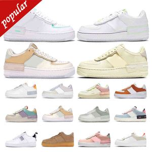 36-45 shadow löparskor för kvinnor Spruce Aura Pistachio Frost Pale Ivory Coconut Milk Rust Blue Infinite Lilac Electric herr sport sneakers Chaussures