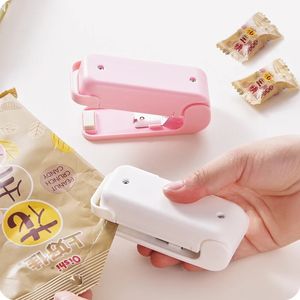 Bag Clips Portable Heat Sealer Plastic Package Storage Bags Mini Sealing Machine Handy Sticker And Seals For Food Snack Kitchen Accessories
