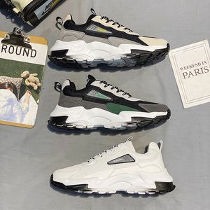 2021 Designer Scarpe da corsa per uomo Bianco Verde Nero Beige Moda uomo Scarpe da ginnastica Sport all'aria aperta di alta qualità Taglia 39-44 et