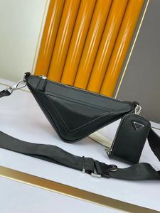 Triangular Satchle кошельки конверт на молнии регулируемая сумка квадратный почтальон 2021 женский роскошный дизайнер 26x10 * 13см