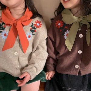 Осень девушка вышитый свитер кардиган дети цветок с длинным рукавом хлопок вскользь мода куртка трикотажные пальто 211106