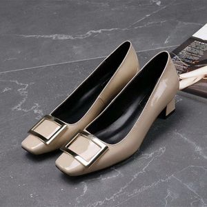 2021 fashion womens dress shoes single shoe high heels leather material metal buckle design