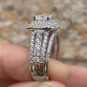 Роскошь 925 стерлингового серебра Pave 4PCS Princess-Cut Sona Diamond обручальные кольца для женщин, смоделированные платиновые ювелирные изделия девушка подарок Y220223