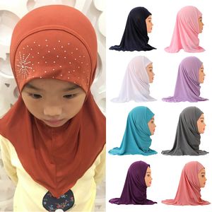 2021 Barn Inner Hijab Scarf För Barn Muslim Flickor Islamic Headscarf Turban Caps redo att bära Arabiska Full Cover Amira Sjalar Huvudbonader