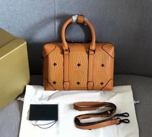Top designer classic Boston bag, large capacity men's shoulder bag, women's banquet handbag 6802
