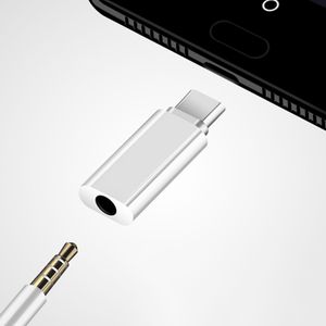Typ-C-adapter manlig typ C till kvinnlig 3,5 mm adapter för MacBook Xiaomi Huawei Honor 3,55 mm trådbunden hörluradapterstöd OTG