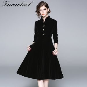 Plus Size Black Velvet Dress Winter Clothing Women Vintage Long Sleeves Gold Button Pocket Ladies Office Casual Robe Dresse 210416