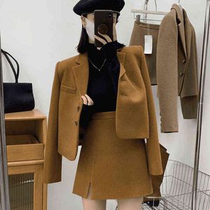 Winter Brown Skirt Set Women Fashion Cropped Woolen Blazers + Mini Skirts Vintage Two Piece Suits Woman's Clothing 211119