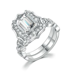 Luxuriöses rechteckiges Kristall-Zirkonia-Ring-Set für Frauen, Hochzeit, Verlobung, Weißgold-Schmuck, 2 Stück, Ringe im Angebot