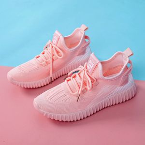 Hohe Qualität 2021 Ankunft Stricklaufschuhe für Herren Damen Sport Tennisläufer Triple Black Grey Pink White Outdoor Sneakers Größe 35-40 WY11-1766