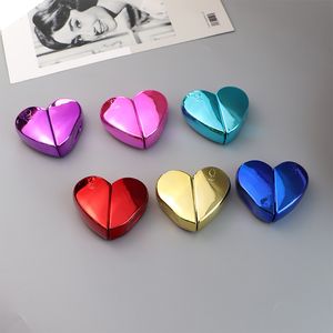 1.06 Oz Multi-color Small Heart-shaped Glass Portable Perfume Spray Bottle Refillable Air-separated Bottling More Convenient For Travel WH0015
