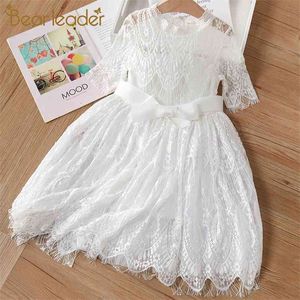 Spring Summer Girls Dresses Three Quarter Sleeve Princess Costumes Flower Embroidery Dress with Bow Child 3-7 Y 210429