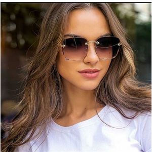 Новые приливные квадратные солнцезащитные очки для женщин обрезать солнце