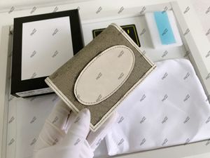 Luxurys Designers Bags 621 Wallets 887 외관은 화이트와 브라운 컬러로 클래식한 느낌을 줍니다.
