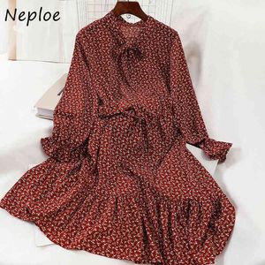 Neploe Tie Collarフラワープリントミッドレングスドレス韓国風シンプルなオールマッチvestidosインスリムウエストビッグスイング女性ドレス210423