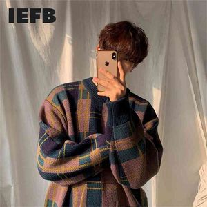 IEFB Herrkläder Höst Vinter förtjockad tröja Koreansk Fashion Färg Block Patchwork Plaid Loose Veintage Kintted Toppar Man 3242 210918