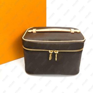 Top quality women's Shoulder Bag tote Nylon clutch canvas NICE VANITY wallet men leather girl Toiletry Kits Purse Luxury Designer Handbags Crossbody Bags Handbag