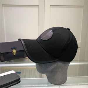 Tasarımcı Erkek Beyzbol Kapağı Şapkalı Çilek Caps Street Casquette Unisex Mektup İşlemeli Gölgelendirme Moda Yetişkin Şapkaları 15 Renk 56 60cm