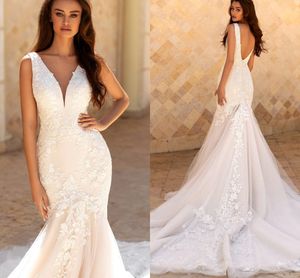 Luxury Lace Flowers Boho Bridal Gown 2022 Ny Sexig V-Neck Backless Bride Mermaid Bröllopsklänning Vestido de Novia Robe Marie