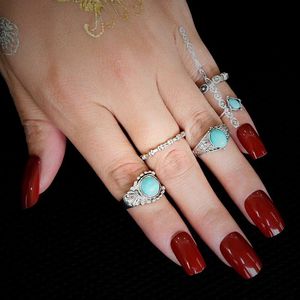 Ringos de cluster NJ 2021 Bohemia Pequena anel de ornamento de corda de pedra azul para mulheres vintage jóias de dedo da junta de jonto vintage