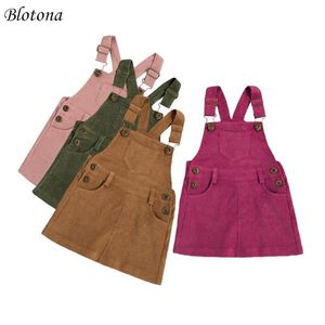 Blotona toddler barn sommar kläder baby flicka mini retro klänning band corduroy klänning suspenders fasta overall med fickor 1-4y q0716